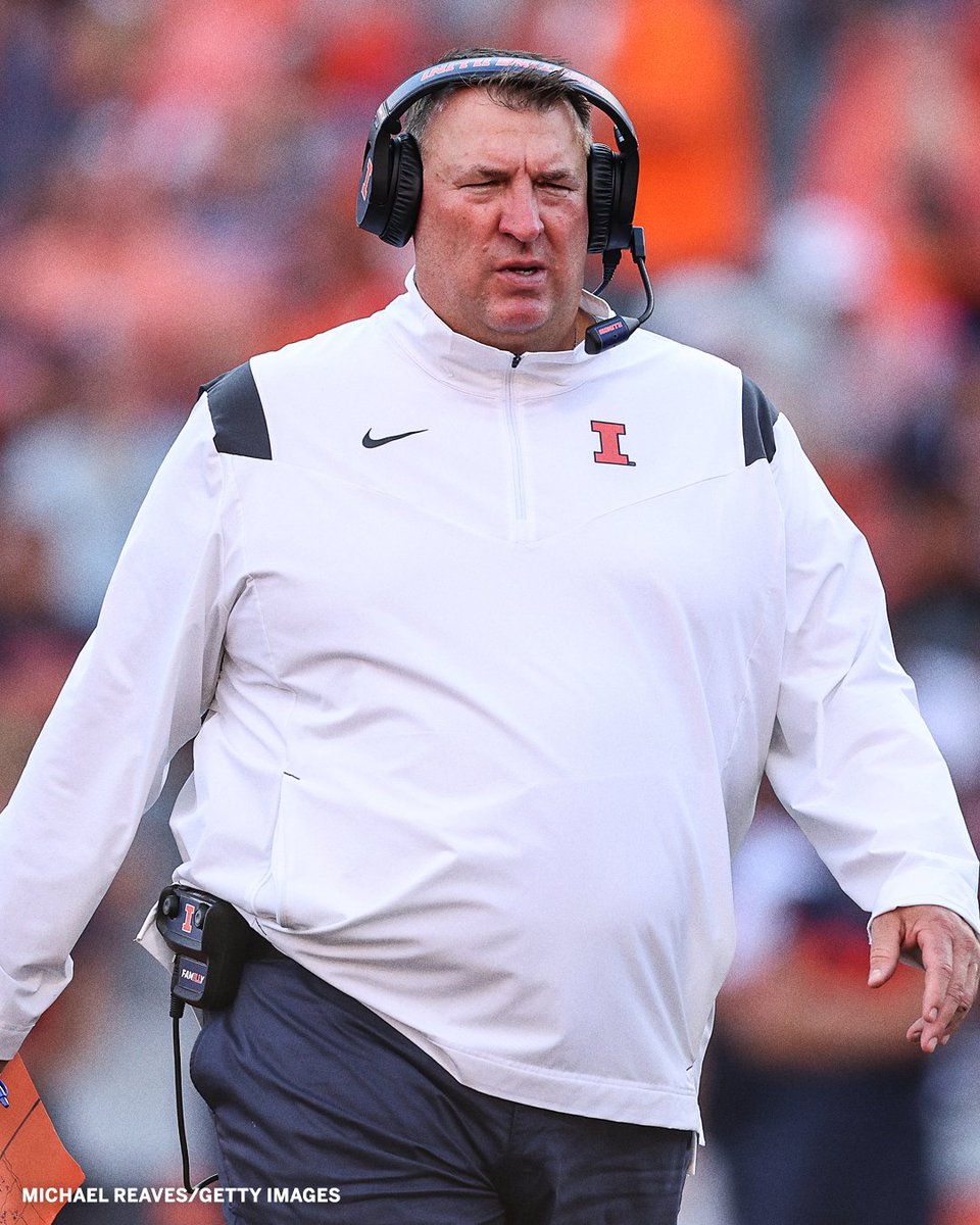 ESPN College Football (@espncfb) on Twitter photo In Bret Bielema's first return to Madison, <a href="/IlliniFootball/">Illinois Football</a> dominates Wisconsin 34-10 to improve to 4-1 ๐ In Bret Bielema's first return to Madison, <a href="/IlliniFootball/">Illinois Football</a> dominates Wisconsin 34-10 to improve to 4-1 ๐
