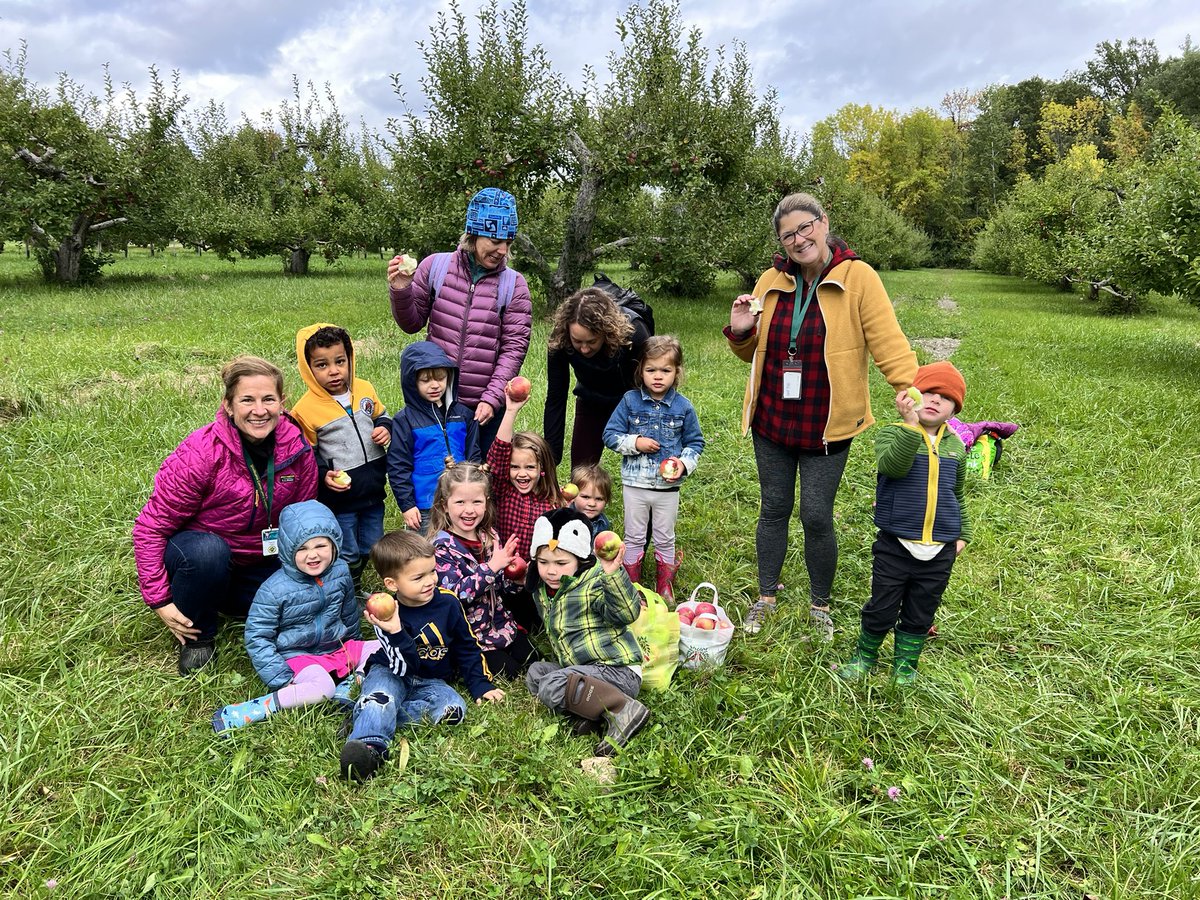 SCSVTPREK's tweet photo. The preschool had a fun field trip to Shelburne Orchards. The apples were crisp, the cider and donuts were sweet, and the playground was a blast! #cvsdvt #scslearns https://t.co/PX5Q79tEzx