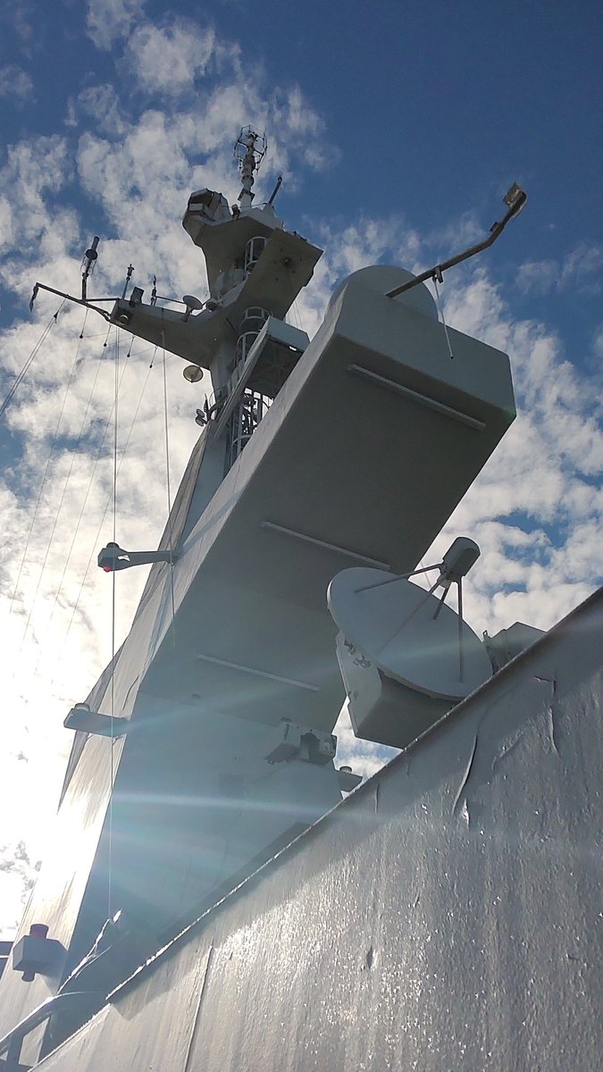 Jef_bro's tweet photo. Belle visite de la frégate Surcouf, merci
aux marins pour leur accueil ⚓🇫🇷
#fssurcouf @MarineNationale #F711 https://t.co/tnDfQ0M4zS