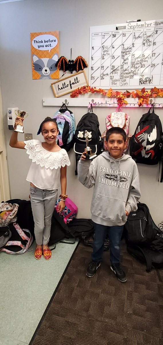 teamtreff's tweet photo. Ended September with a Bang!  Raffle winners were announced, it was payday for those ss who had class jobs, new jobs for Oct. ThinkTogether had a Hispanic Heritage party,so the girls dressed to celebrate. Then we announced.. And the Oscar goes to! Ready for October🍊
#racconsrock https://t.co/PKEVhc5qZQ