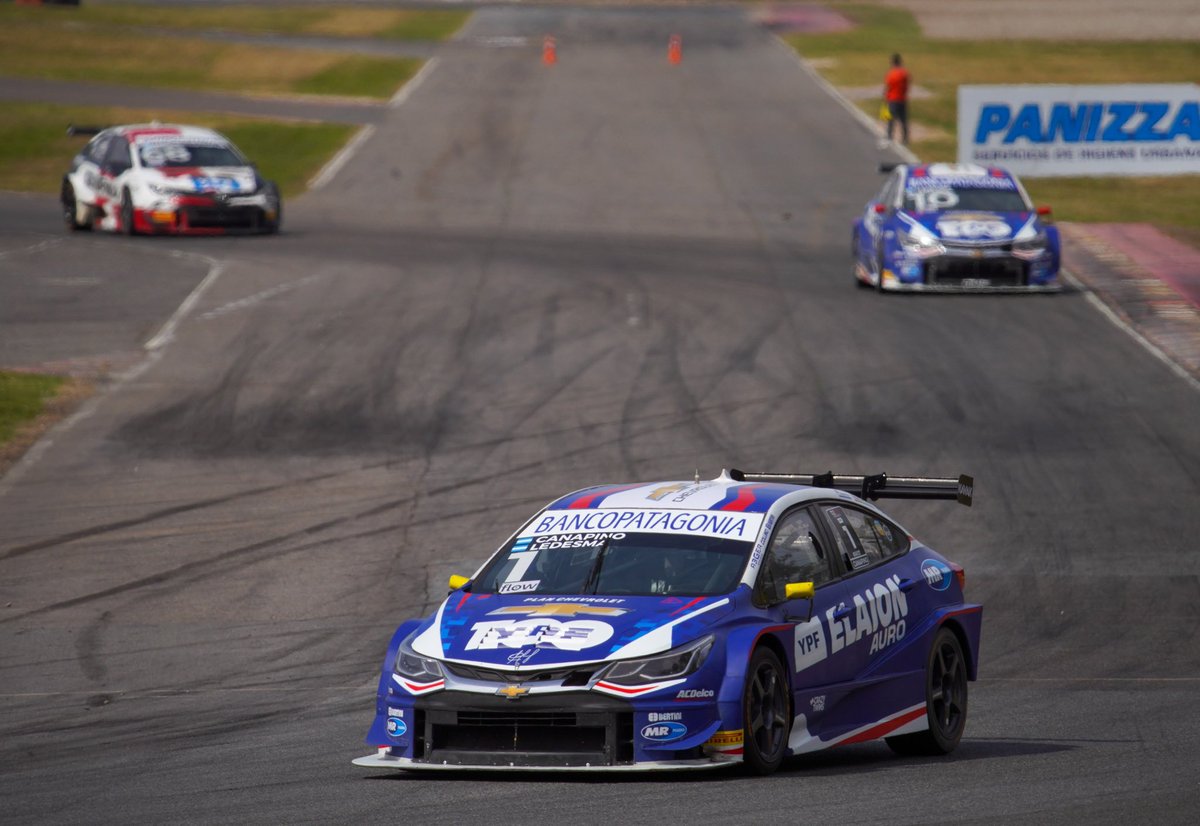 Gran Sprint para nuestros pilotos invitados 🤩💯

<a href="/chledesmaok/">C H R I S T I A N . L E D E S M A</a> y <a href="/Santi_Urrutia/">Santiago Urrutia</a> se ubicaron 2º y 3º respectivamente, posiciones que sentenciaron el orden de largada para la final de mañana 📈💪🏽

<a href="/ChevroletArg/">Chevrolet Argentina</a> | <a href="/YPFoficial/">ypfoficial</a> | <a href="/Banco_Patagonia/">Banco Patagonia</a>