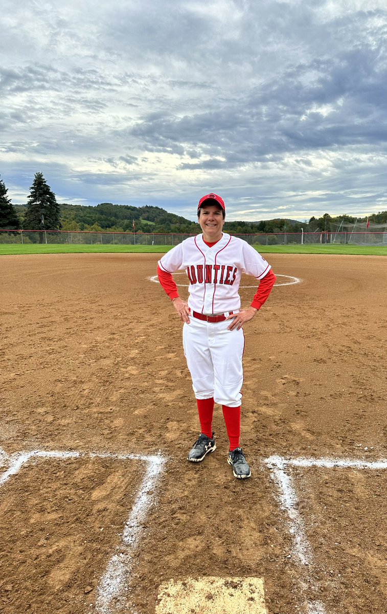 MUCoachG's tweet photo. One of my favorite days of the year……Throwback Game and dirt in the skirts! A proud tradition carries on. ⚾️ #MUSB43 #Throwback https://t.co/yumOqtXQIf