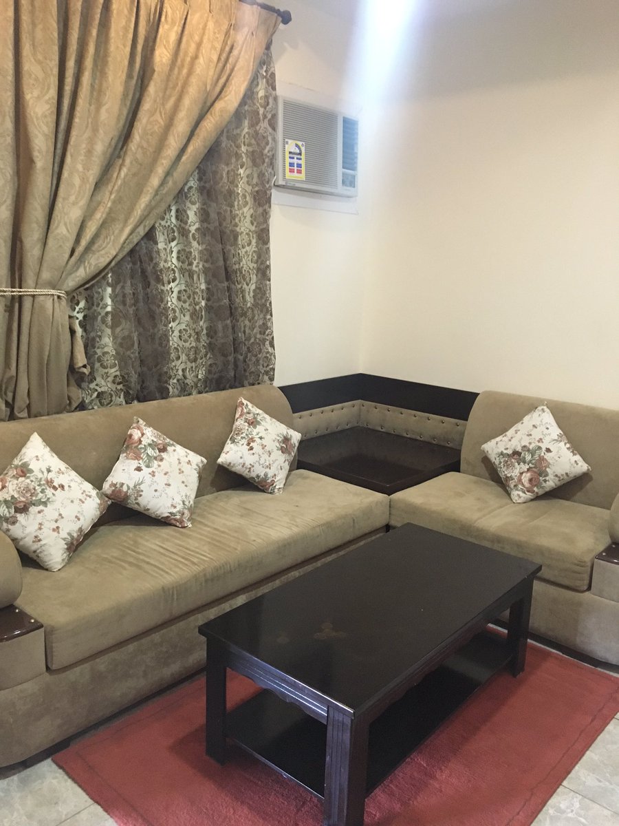 #مهرجان_تمور_القويعية
#القويعيه_الطريق_السريع_الرياض_الطائف_مكه
#الامارات_قطر_الكويت_البحرين_عمان
#شقق_مفروشه_يومي_شهري
#وحدات_سكنيه
#تعليم_القويعيه
#ساحات_القويعيه
يتوفر جميع الخدمات
مطعم_كوفي_بقاله_مغسله_صالون حلاقه