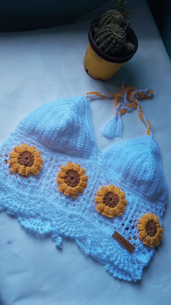 vanelolas's tweet image. Es que amo los 🌻😎😍