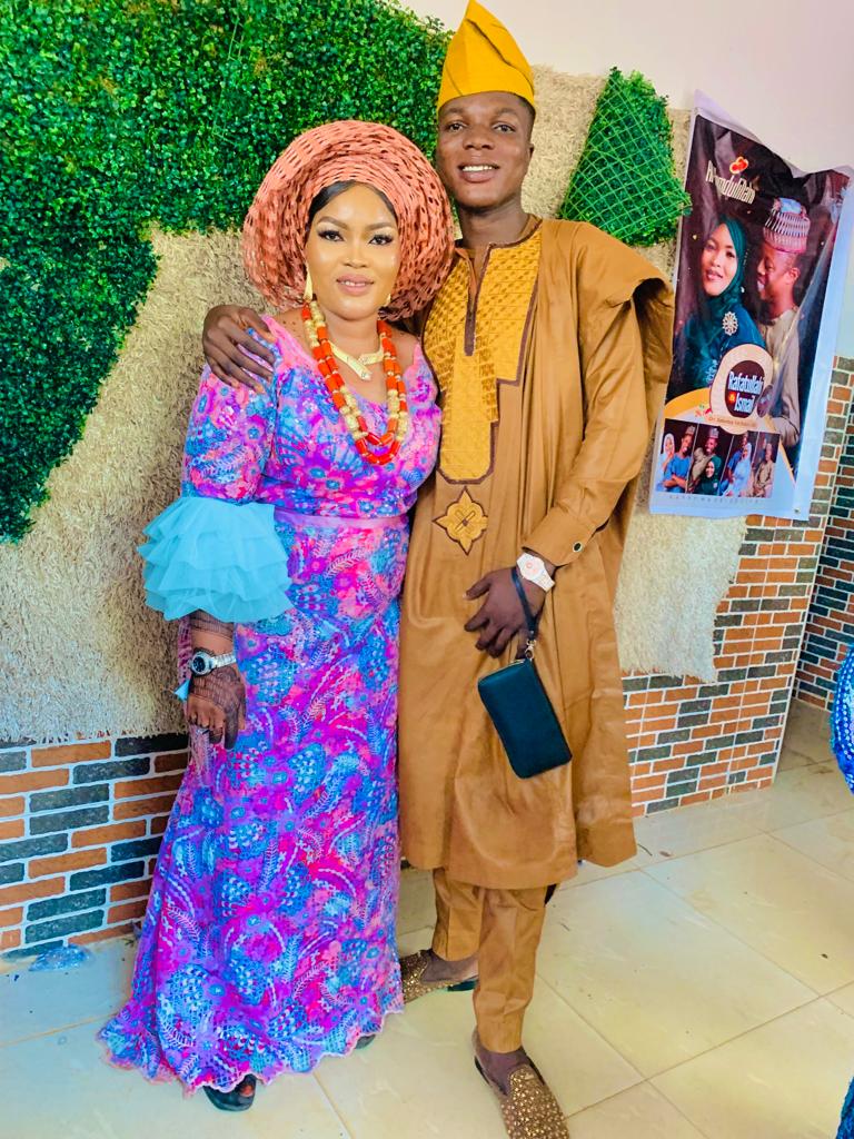 dimejiaristole's tweet photo. Wedding photo dump 🥰 https://t.co/9BAIQkqrZB