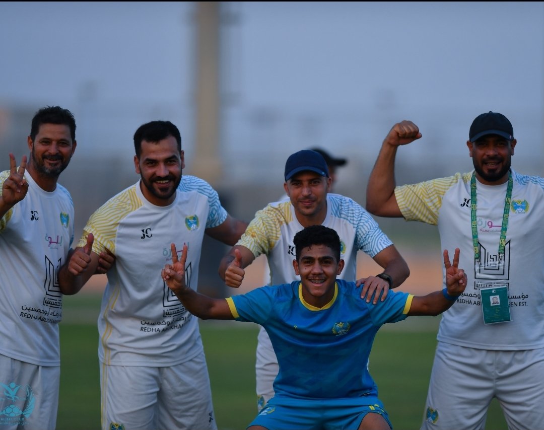 FradjChebil's tweet photo. الحمد الله فوز في بداية الدوري  +3pts
⚽️💪♥️@sdl https://t.co/wsr1Yhg0Hv