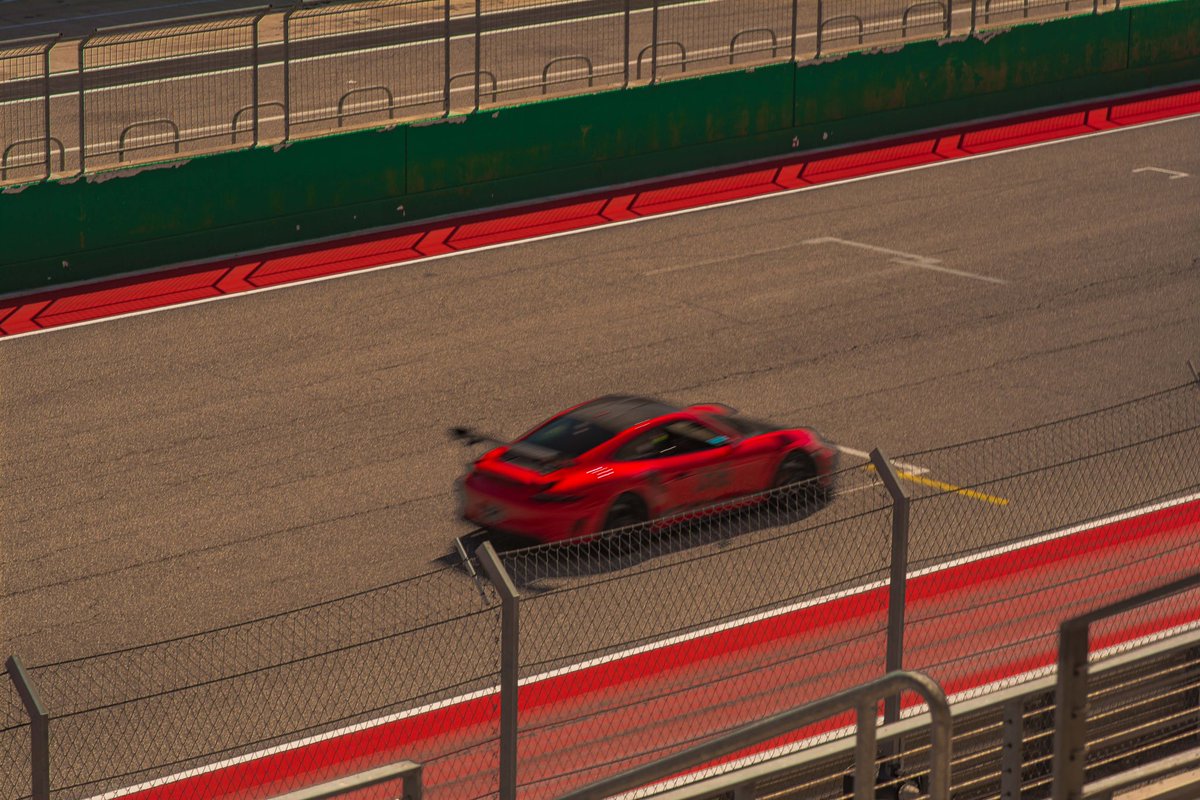 shrkbt's tweet photo. COTA front straight https://t.co/q2XhWPkdae