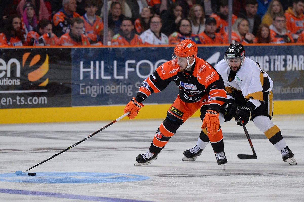 steelershockey's tweet photo. Action from the 2nd period.....

📷 @woolster80 &amp; @hayleylouz https://t.co/wNWzzmBRNe