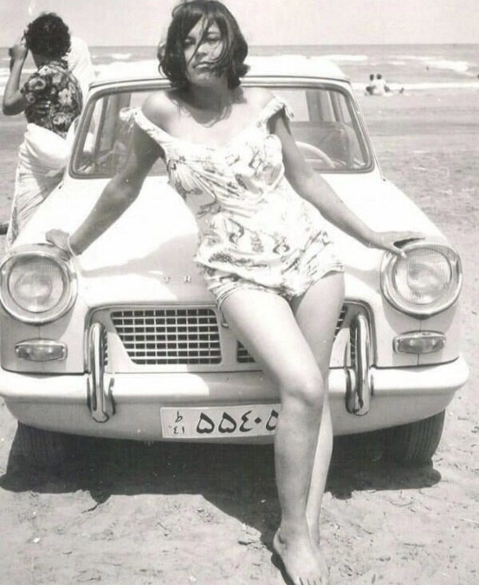 PimpRonRon's tweet photo. SMH!

Perverted Iranian woman in 1960 before conservatives took over and controlled their bodies. 

This is what we need here in America. #ThankYouSCOTUS #WomensRights https://t.co/ZWWQJ5Jegw