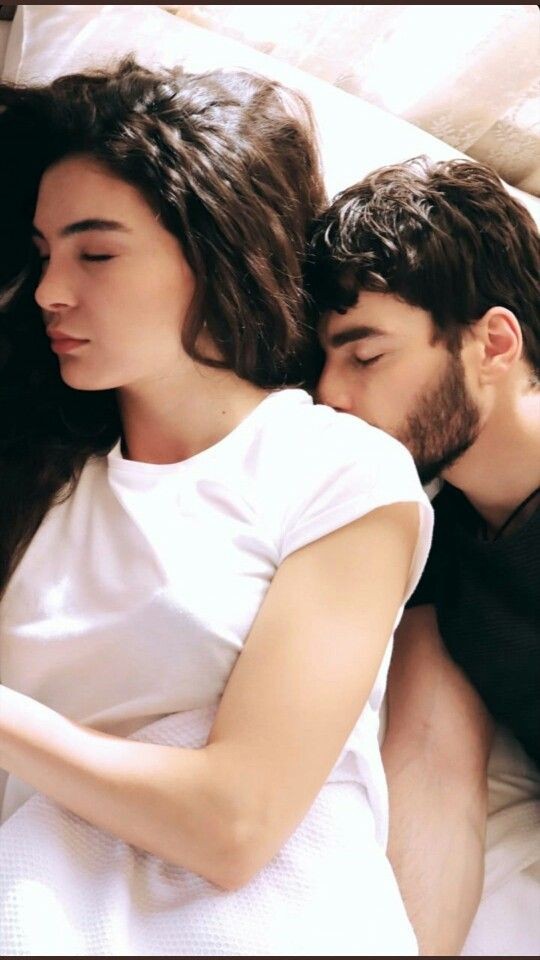 <a href="/menekseliyiz/">menekşe.</a> de geldiğine göre şöyle bir giriş 🥹

#ReyMir