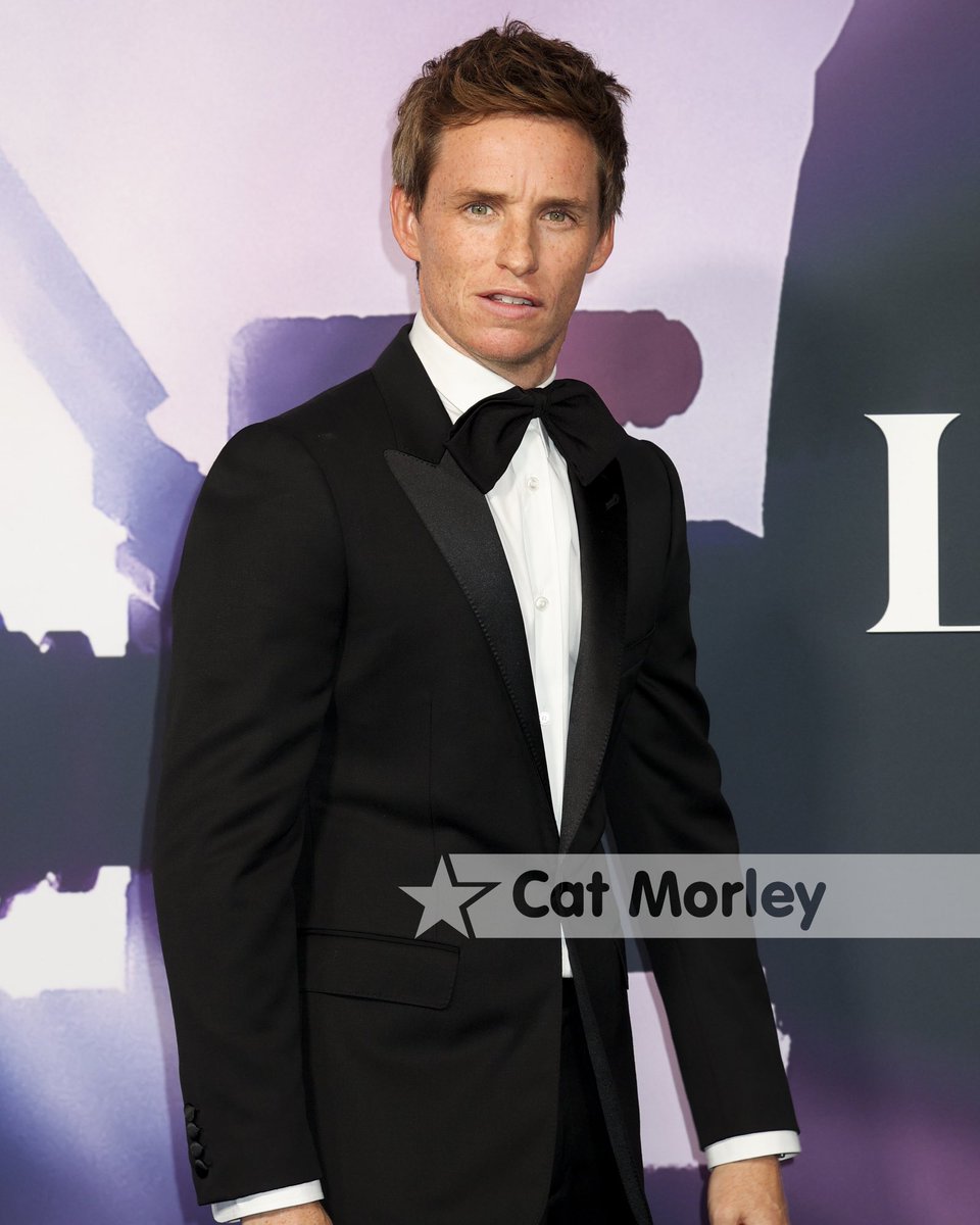 catmorley's tweet photo. Rebel Wilson, Eddie Redmayne &amp; Lily James attending the @BFI London Film Festival: Luminous Gala at the The Londoner

@RebelWilson #rebelwilson #lilyjames #eddieredmayne 
 @theDDAgroup  #luminous #bfi #bfiluminous #londonfilmfestival #london #londonevent #redcarpet #celebrity https://t.co/75drONMTWl