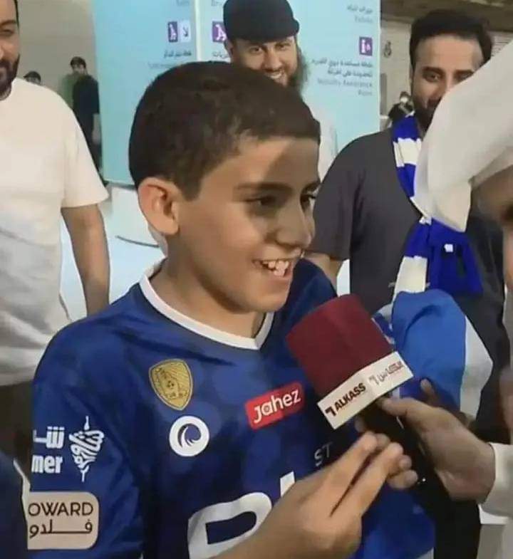 LO0o1_'s tweet photo. @CAFCLCC في واحد في التصويت بسم الله ماشاء الله بقاله ربع قرن بيلعب دوري ابطال ومعندوش بطولات ولا ارقام قياسية ولا اهداف حاسمة في البطولة 😁 https://t.co/NKFH5c9q3W