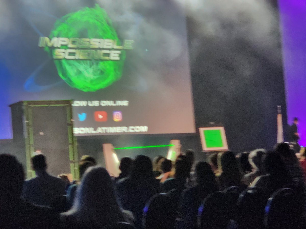 Amazing anthem singer, Tony Thurmond, and Jason Latimer what a way to kick off the STEAM Symposium! #CASTEAM22