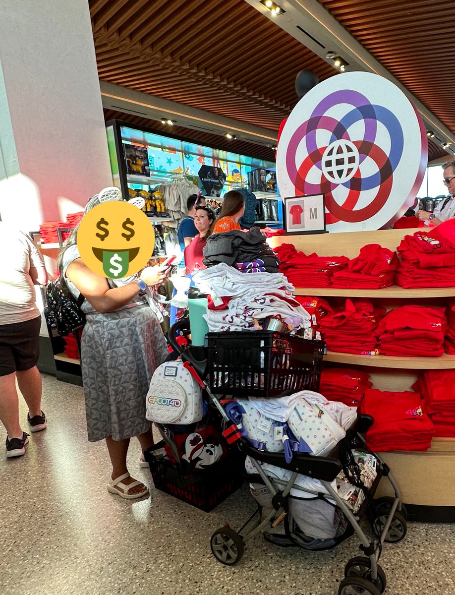 MagicalNewsLIVE's tweet photo. Sadly, this is why we can not have nice things. #DisneyWorld #EPCOT #EPCOT40 https://t.co/ck4zEpMbSR