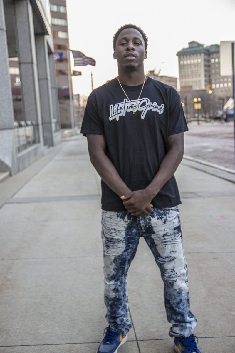 LifeTimeGrind_'s tweet photo. Embrace The Grind. #LifeTimeGrind https://t.co/EFXCcKfwqF