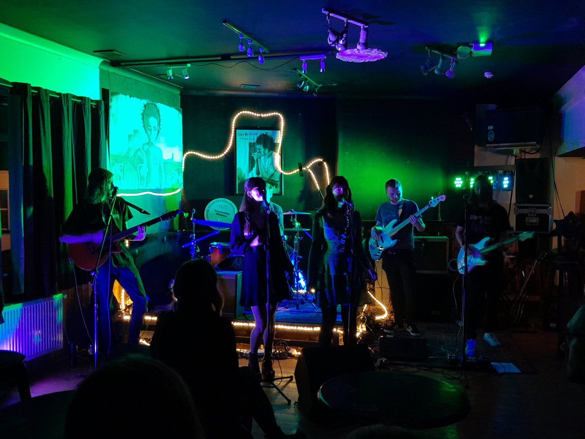theGOOdublin's tweet photo. Amy Ellen on stage at #Bintfest
#Festival #AnnesleyHouse #LastApollo #ProblemPatterns #PixieCutRhythmOrchestra #DiskoVolante #ClaraTracey #AmyEllen #LauraRyder #ShortBackAndSides #AnonRecords
📸 @chunky66 #thegoo #Dublin #gig #music #LiveMusic #GigGuide #gigs https://t.co/sqsnT1WdgO