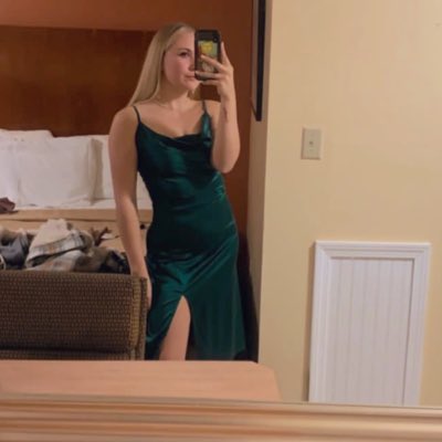 addison☀️ tweet media