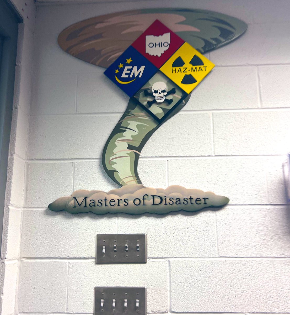 Jason and I up here at the Belmont County Emergency Management Center in Ohio talking all things #Firstnet 💫 ⛑️🚒🚑

Thanks for having us out Jim and the squad, your facility is beautiful and your team is fantastic; thank you for all you do 💫

#ProjectRescue 

<a href="/keroninc/">Keron Incarnato</a>