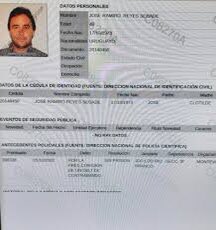 Boconbonica's tweet photo. El Presidente sabía que su amigo tenía antecedentes por contrabando pero igualmente lo nombró en la embajada. Ministro de Comercio?
Es un chiste?
Inmunidad diplomática con esos antecedentes?
Que te pasa Luisito?
Astesiano y Reyes un solo corazón!! https://t.co/jC4FzaQOuH