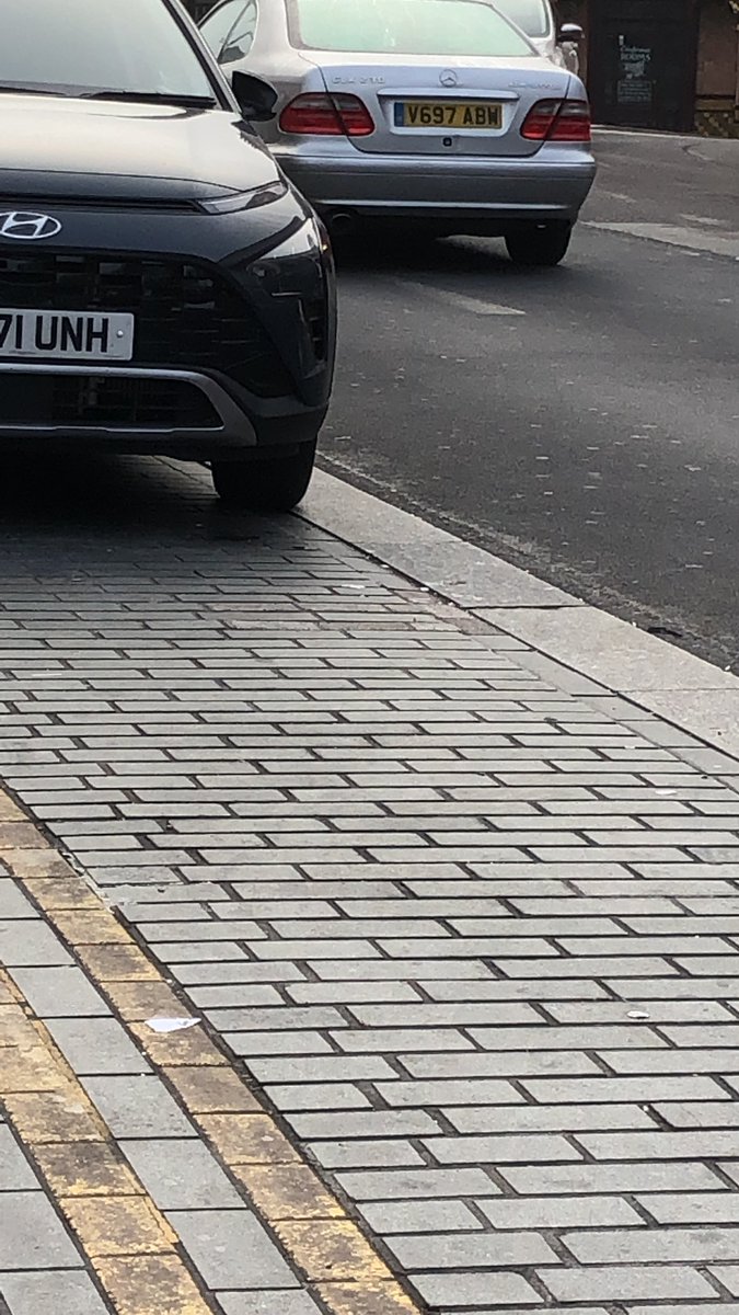 Jazz26011's tweet photo. @trixiemattel @katya_zamo found your car on the way to work 💅 #unhhhh https://t.co/y5IfQd55UG