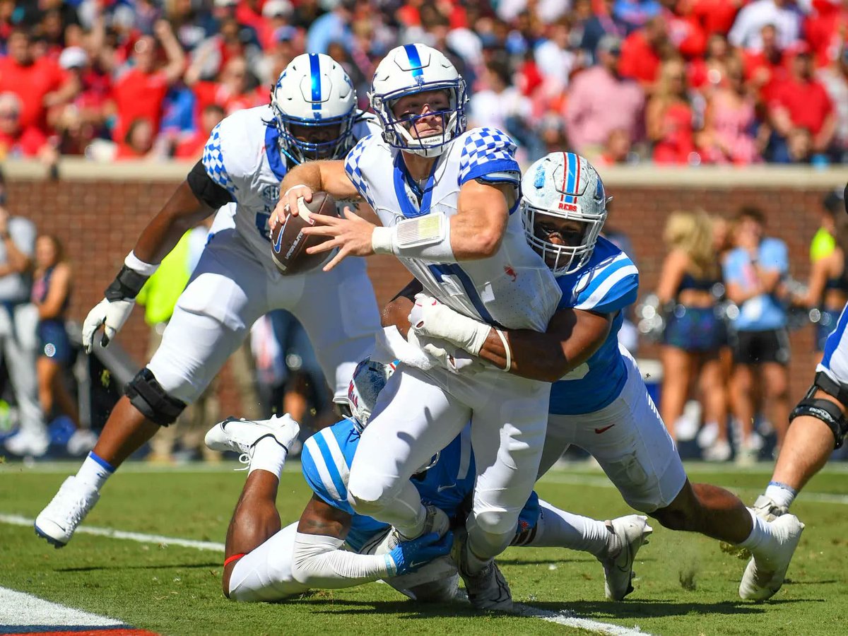 Bullshit Penalties And Turnovers - Kentucky Cost Themselves, Ole Miss Didn’t Win That Shit barstoolsports.com/blog/3436315/b…