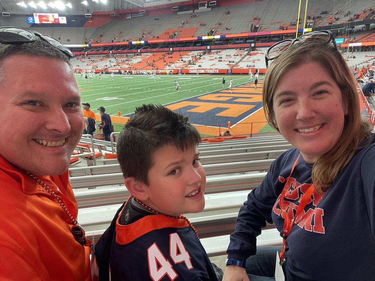 cuseslp's tweet photo. Go ‘Cuse Football! Ryan’s 1st game!! 🧡💙🍊
#CuseGameDay #CusePromos #CuseAlumni #OrangeCentral #CuseFootball https://t.co/4govbyFTiL