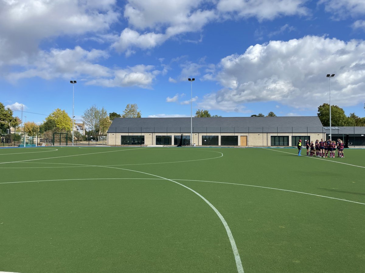 SESHSsport's tweet photo. Half time talk for U14s. Sun is glorious. Whothorpe Sports centre in all its glory #gamefaceson https://t.co/1pzumi7BeF