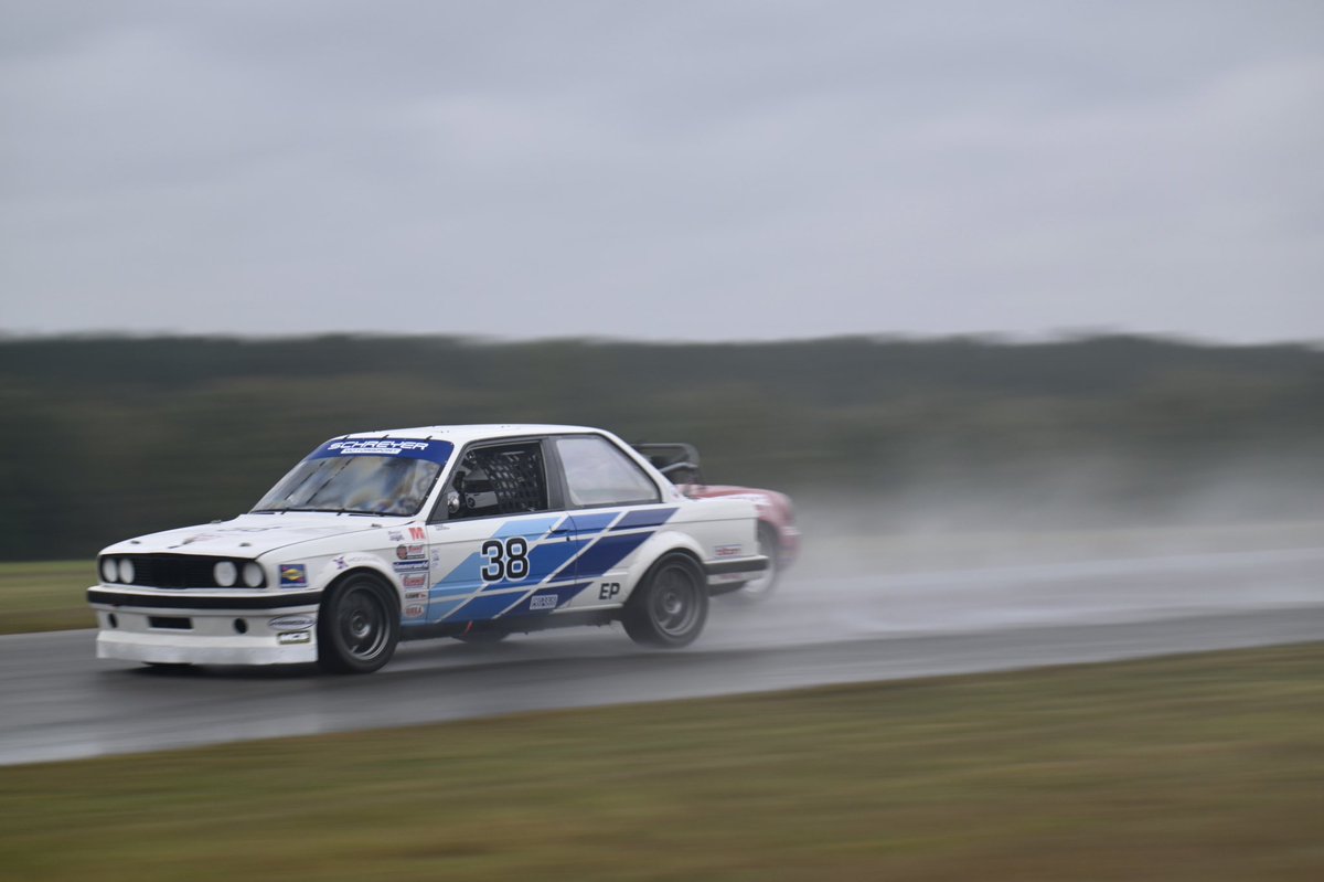 VIRNow's tweet photo. Runoffs or Rainoffs? Either way itβs been exciting π§ π
@SCCAOfficial / #TheRunoffs https://t.co/YRCsSAJCUn