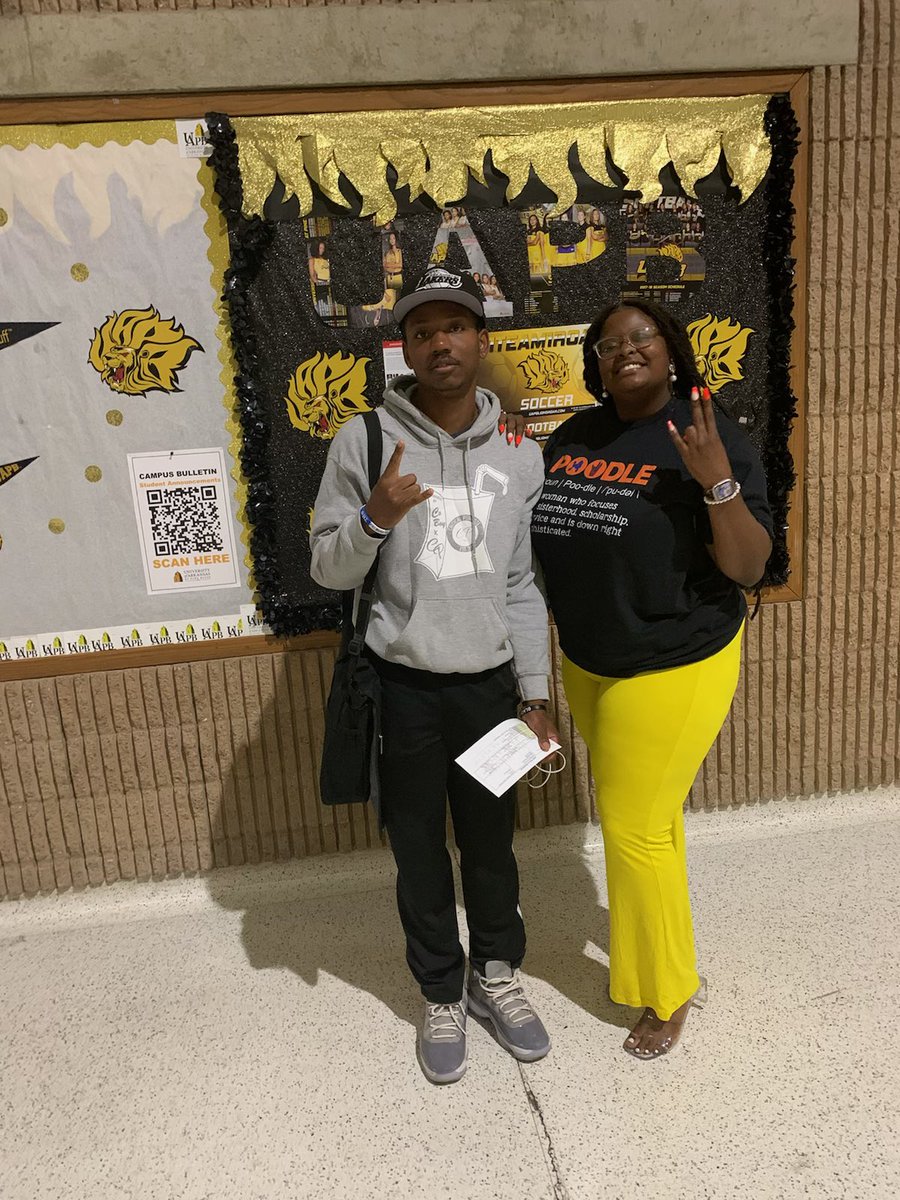 AlphaChi1944's tweet photo. Thursday evening Soror Hill; along with Sorors from Alpha Chi Sigma supported the Student Government Association’s Sexual Assault seminar. Sorors learned vital information on SA, and will take this knowledge for self and to help others 💛🐩💙
#sgrho #uapb #prettypoodles https://t.co/QJXUyeOGX0