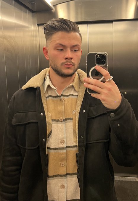 something normal too haha  #gay #instagay #gayboy #lgbt #lgbtq #pride #gayman #gaypride #love #gaymen<a href="/tag/gay"class="tags">#gay</a><a href="/tag/instagay"class="tags">#instagay</a><a href="/tag/gayboy"class="tags">#gayboy</a><a href="/tag/selfie"class="tags"><span>#selfie</span></a><a href="/tag/love"class="tags"><span>#love</span></a><a href="/tag/instagood"class="tags"><span>#instagood</span></a><a href="/tag/lgbt"class="tags"><span>#lgbt</span></a><a href="/tag/follow"class="tags"><span>#follow</span></a><a href="/tag/instagram"class="tags"><span>#instagram</span></a>