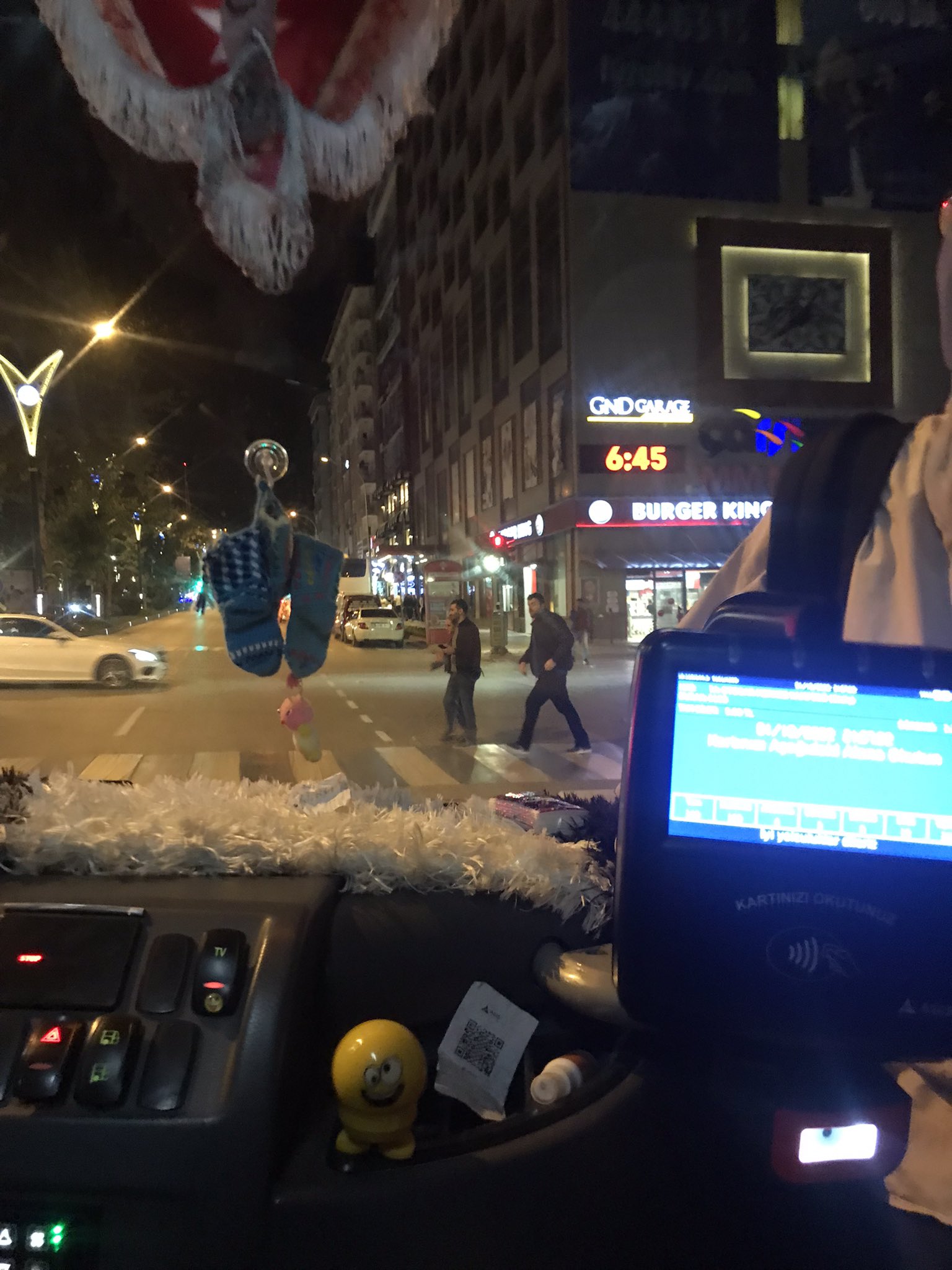 Tuba on Twitter "bugün otobüste herkesin kartını basma görevi bendeydi