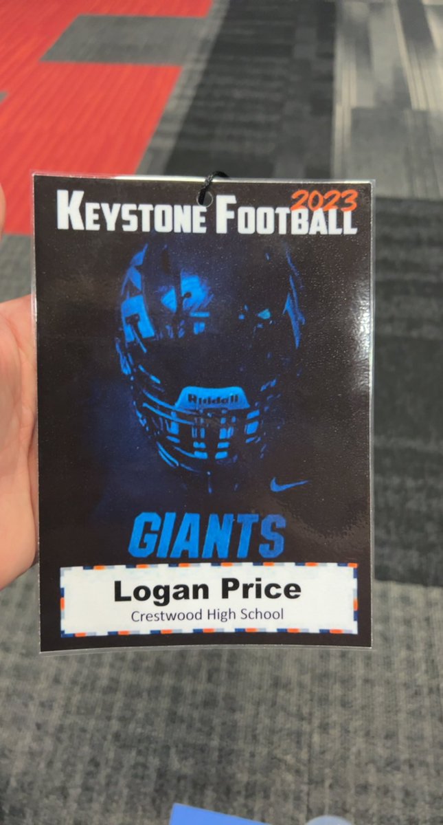 LoganPrice56's tweet photo. had a great first game day visit @KeystoneFTBL. thank you @Coach_DSmith28 for having me out today and i hope to be back soon. @CometsFootball2 @ArcangeliCoach https://t.co/9D3fC668Xr