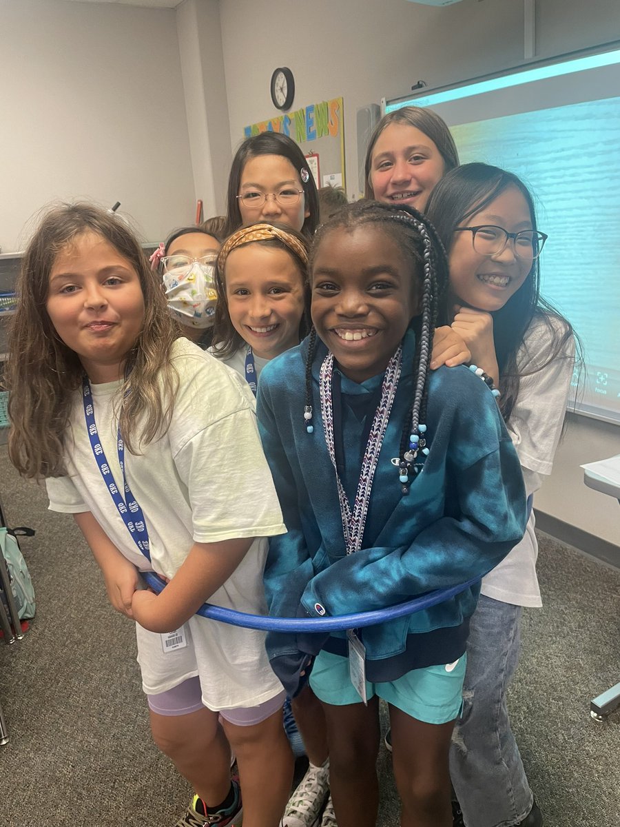 Less dense, more dense. Density demonstrated! <a href="/oke5thgrade/">5th grade Class</a> #okeisafunplacetobe <a href="/malynn_r/">Malynn</a> <a href="/katyisd/">Katy ISD</a> #OKEOutofThisWorld