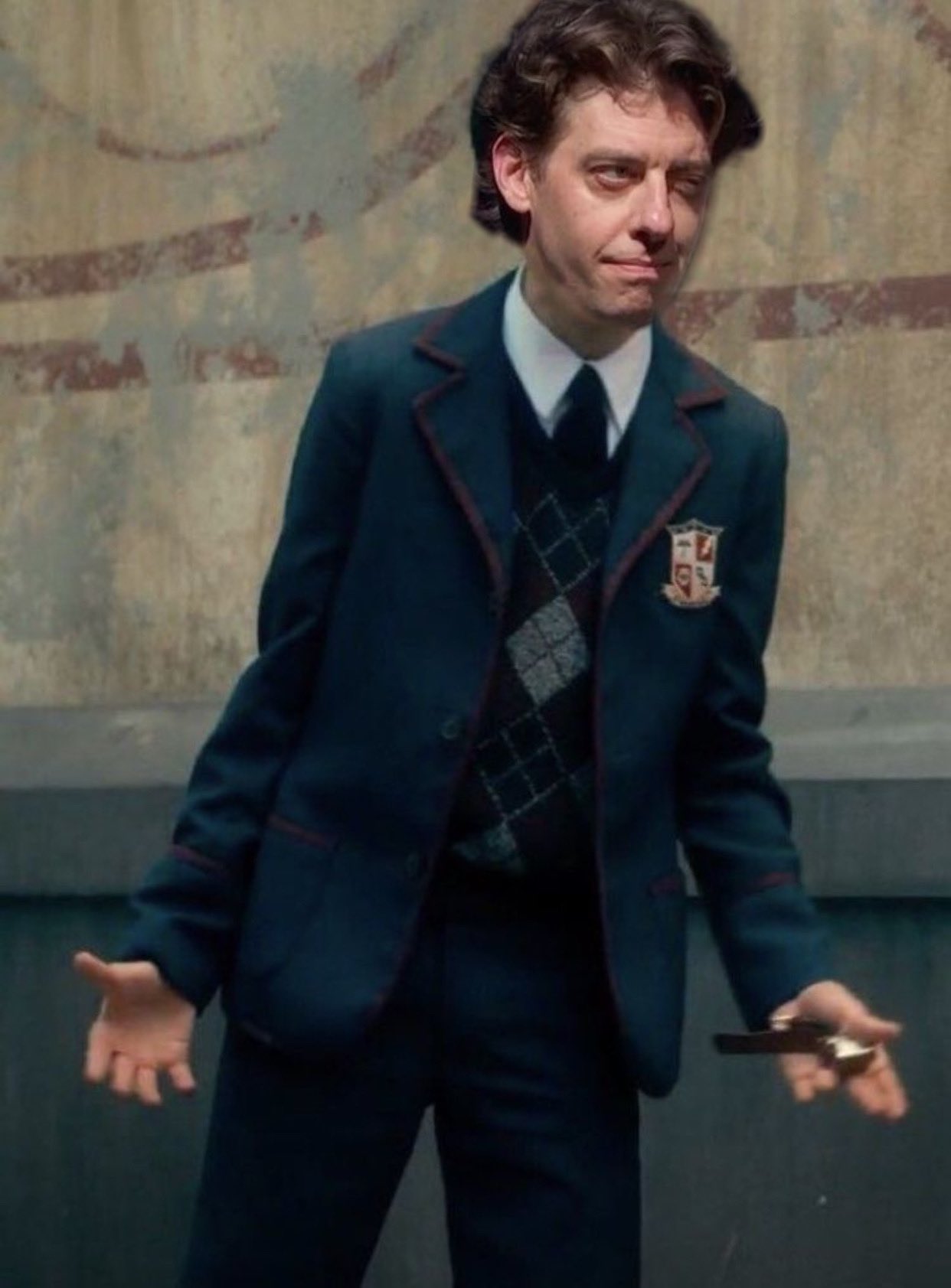  happy birthday to Christian Borle !! ( and the Tua kids ofc ) 