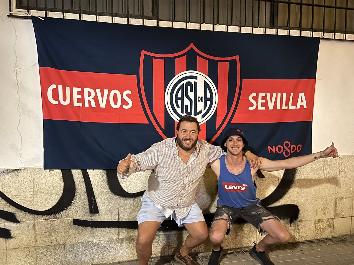 Cuervos de Sevilla tweet media