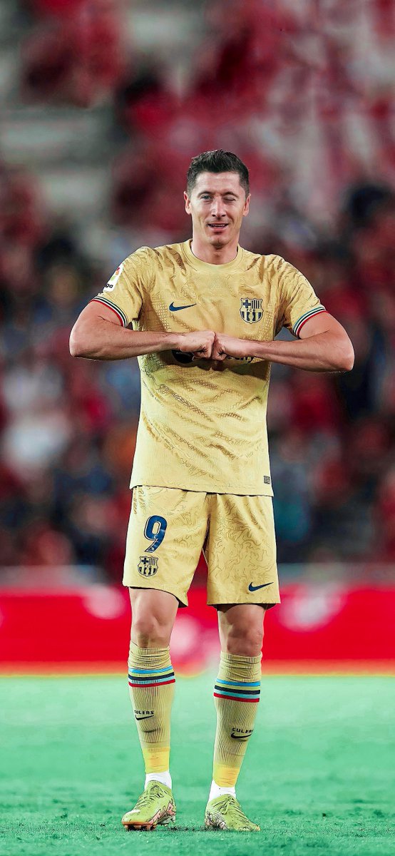 W33ie's tweet photo. โข ๐ฐ๐ #Wallpapers
โข๐ Robert Lewandowski #MALFCB https://t.co/ETZWqvQK0r
