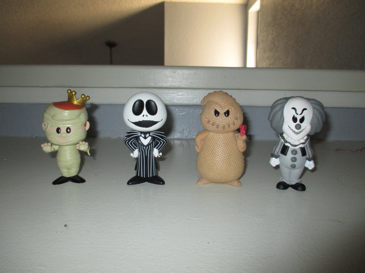 movyguy37's tweet photo. Decided to go with some of my Halloween themed chase sodas today
#FunkoSoda, #FunkoSodaSaturday, @OriginalFunko, #OriginalFunko, @brianmariotti, #Hallloween, #Chase, #Pennywise, #JackSkellington, #OogieBoogie, #FreddyMummy https://t.co/vJxTkTGlTy