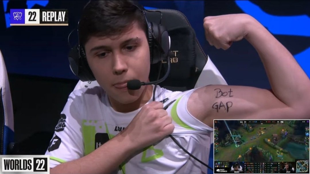 cacoantunes's tweet photo. BR DIFF! #FazoL
#ROBSDAY #BranceDay #LOUDWIN
#goLOUD
BOA DEMAIS @LOUDgg jogaram perfeitinho redondinho demais!
Não tinha como a Fnatic se preparar pois... https://t.co/kiFw2j10Ha