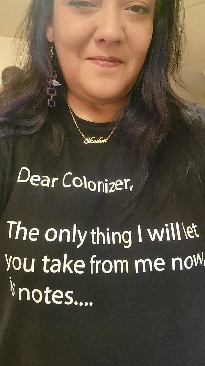 amysmoke1's tweet photo. Speaking today at a conference about criminal justice and my experiences within their system. Thought this was a great look for the day. ✊🏾🔥🏳️🌈🏳️⚧️ #IndigiQueer #NotInJail #GoodLife https://t.co/Sv20nQ13M6