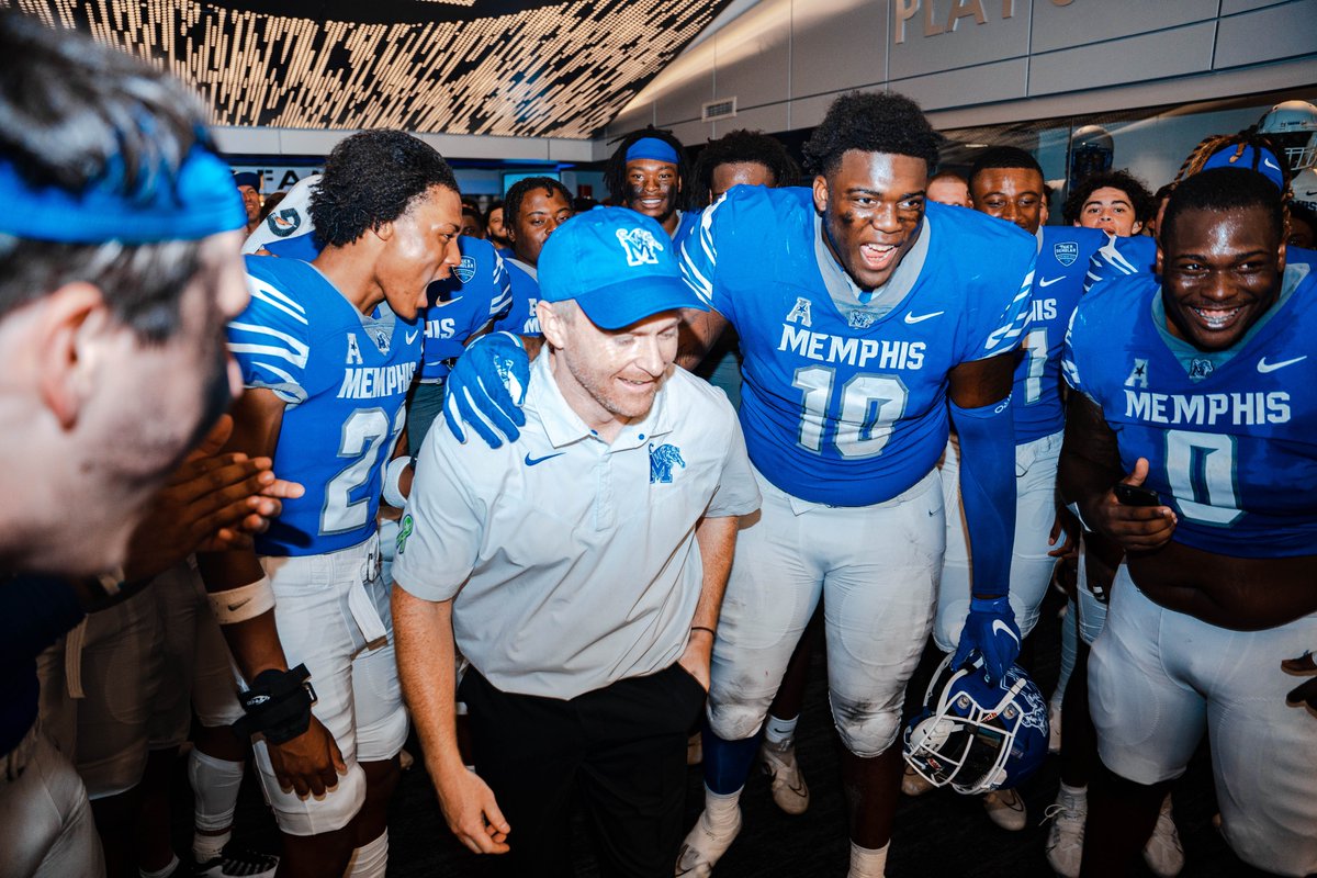 MemphisFB's tweet photo. Make that 4️⃣ in a row!

#ALLIN | #GoTigersGo https://t.co/K1StHG7to9