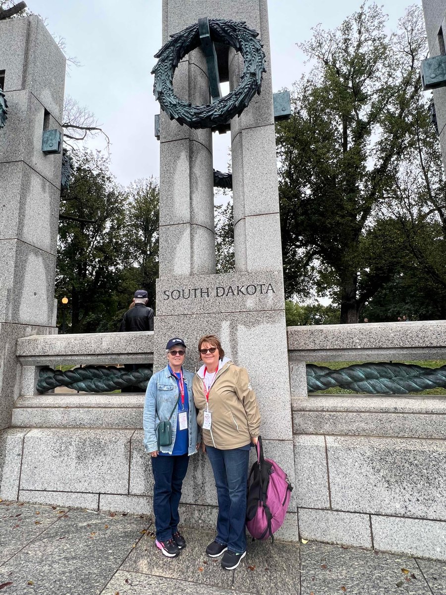 SDAmLegion's tweet photo. National Mall with Midwest Honor Flight Mission 13

#sdlegionserving
#MWHFMission13
#MidwestHonorFlight https://t.co/d2cQRnKwwz