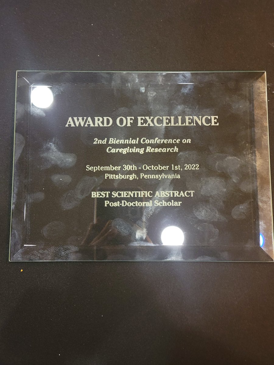 Congrats @DrVicNgo for winning the Best Postdoc Abstract Award for work on caregiving experiences with teledementia! #BBPGH22 @Ci2iFellowship @Ci2iVA @LeykumLuci @inwildlight @steveaschmd @alamomanatee @stuti_dang