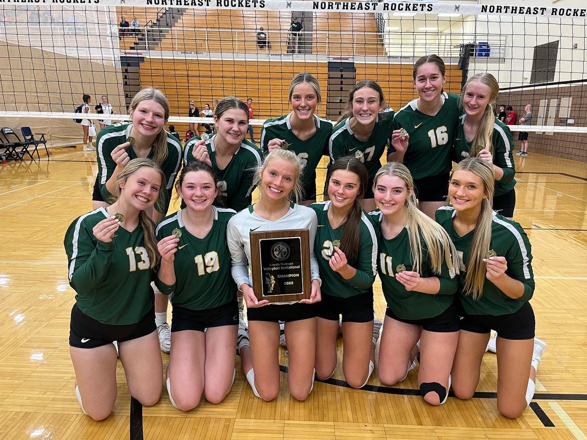 DragonVB1's tweet image. Program sweep for the Dragons at the Lincoln Northeast Tournament! Varsity and JV both got first and are bringing home some hardware! 👊🏻 #ReptheG #GottheBread