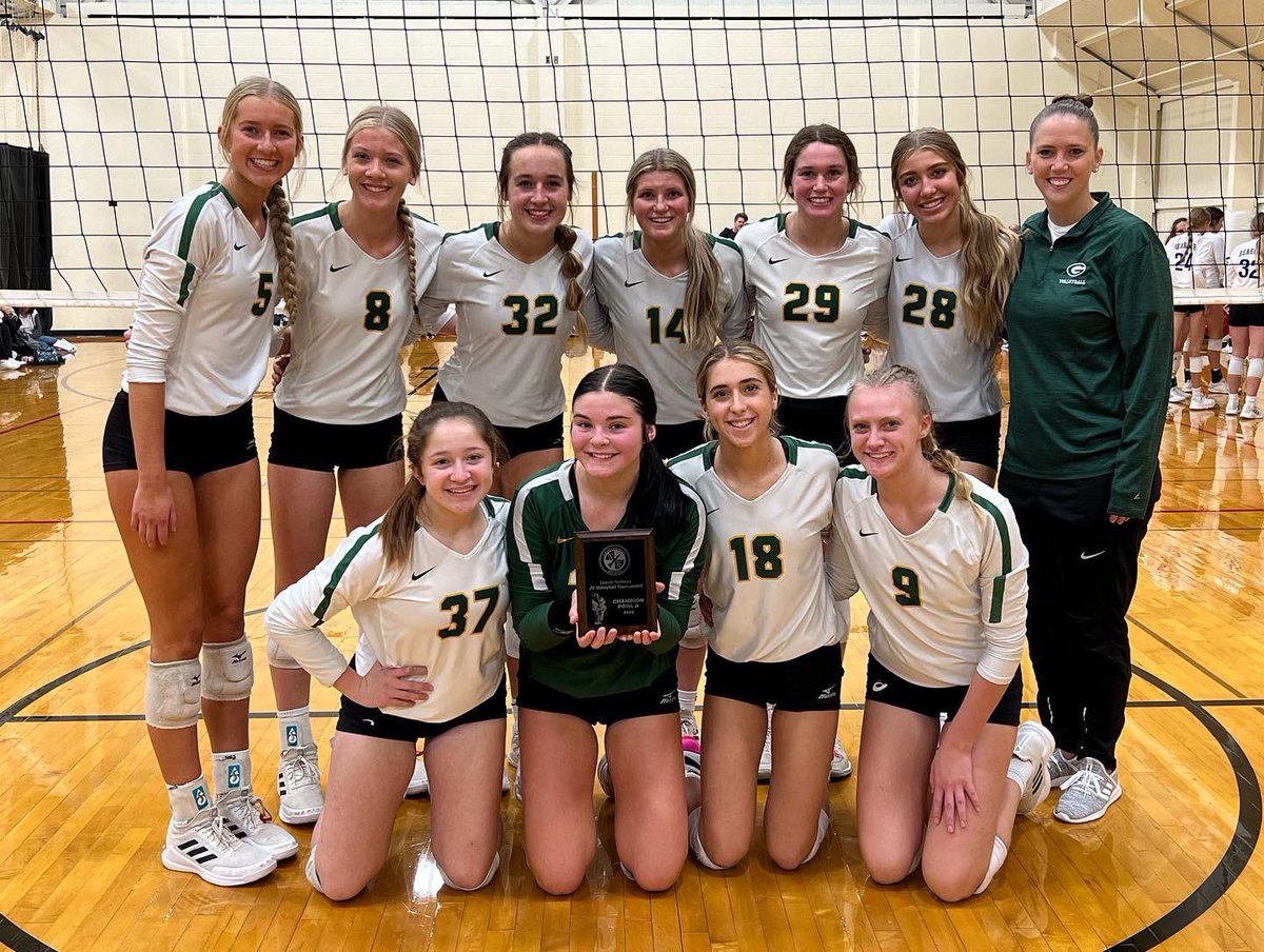 DragonVB1's tweet image. Program sweep for the Dragons at the Lincoln Northeast Tournament! Varsity and JV both got first and are bringing home some hardware! 👊🏻 #ReptheG #GottheBread