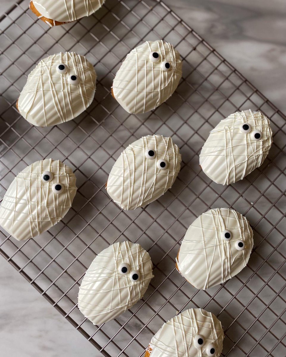 mummy madeleines for spooky szn !!