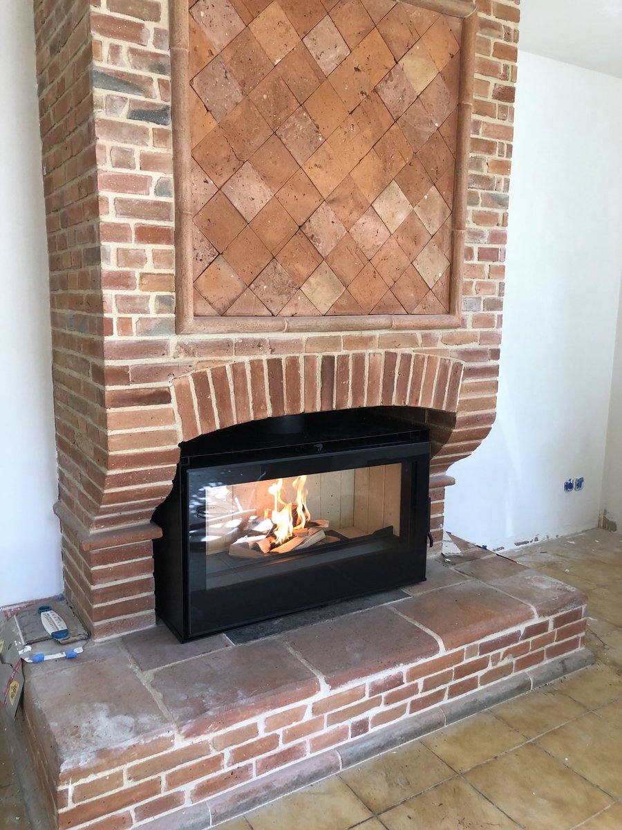 Le Confort Du Feu tweet media