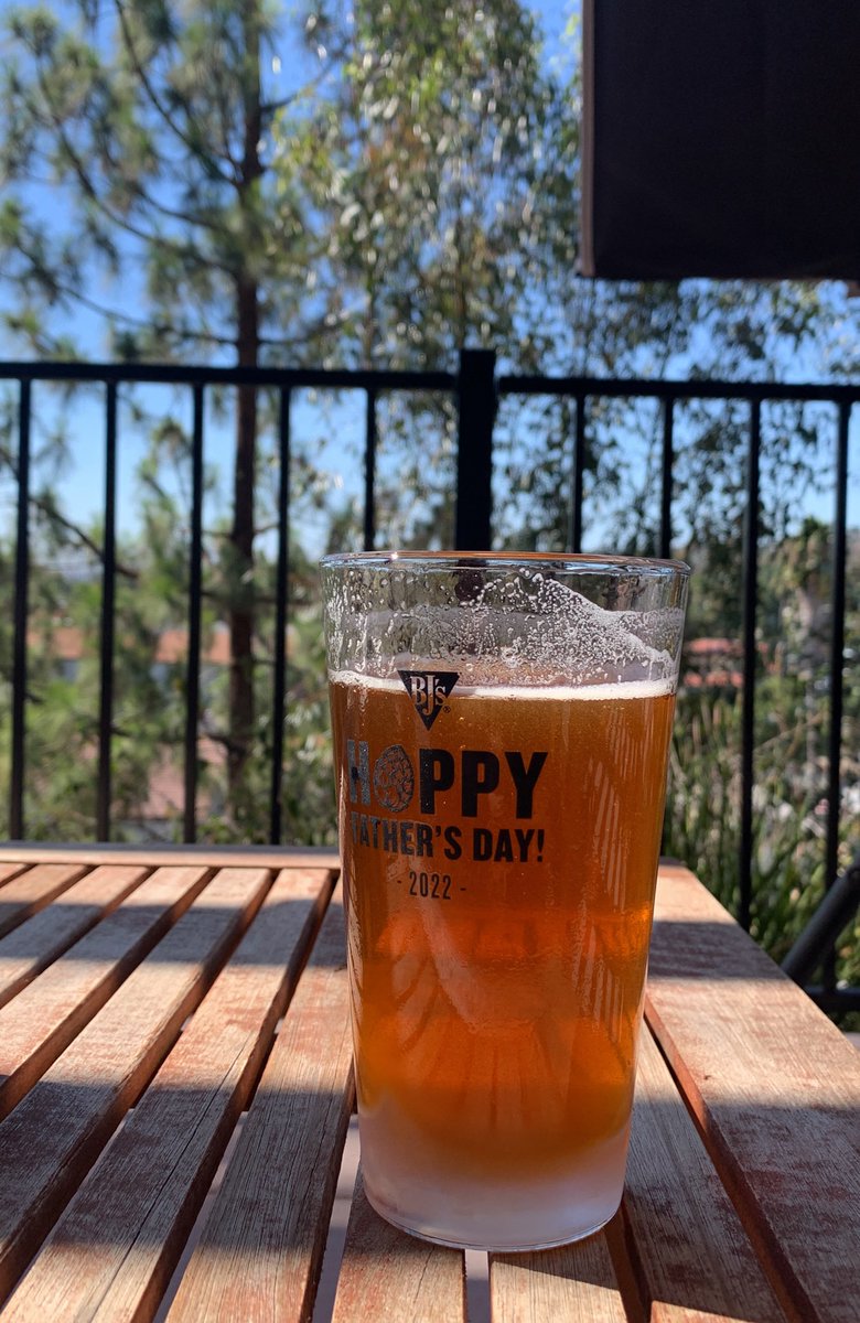 angelm_28's tweet photo. Well deserved after getting my chores done 🍺#goodhubby #mandilon https://t.co/CSQIaH3CHu