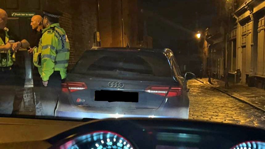 WYP_WDTeam5's tweet photo. Vehicle seized by #WT401 for no licence, no insurance after being sighted driving erraticly in #Wakefield by #WS54. 

Occupants tried to give officers the run around as to who was driving, however, CCTV soon proved otherwise, driver reported.

@WakefieldPolice
@WYP_WakefldC https://t.co/zSiSwQWut0