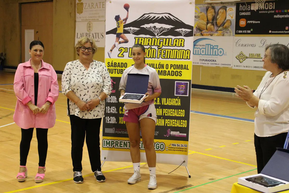 CBVilagarcia's tweet photo. C A M P E O N A S.
El senior femenino se hizo con el I Memorial Araceli Oubiña organizado por el @cxbcambados .
1° partido:
Xuven 33-35 Giraldo CB
2° partido:
Giraldo CB 33-17 Marín Peixe Galego
#ThePinks #alwaysdifferent https://t.co/phyyAEMQ2R