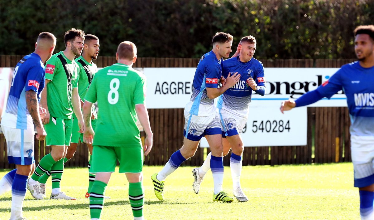 Matlock_TownFC's tweet photo. Snap, crackle and pop! 

He may be a defender but the only thing Left Back in this scenario was @reecedkendall3's header firmly placed between those goalposts! 

Photos by @DanWestwell https://t.co/xSx8mm4gC8